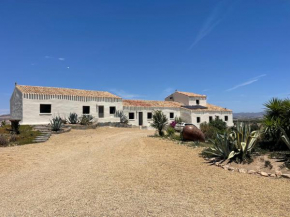 MiLuna Oasis Suites, Huércal-Overa